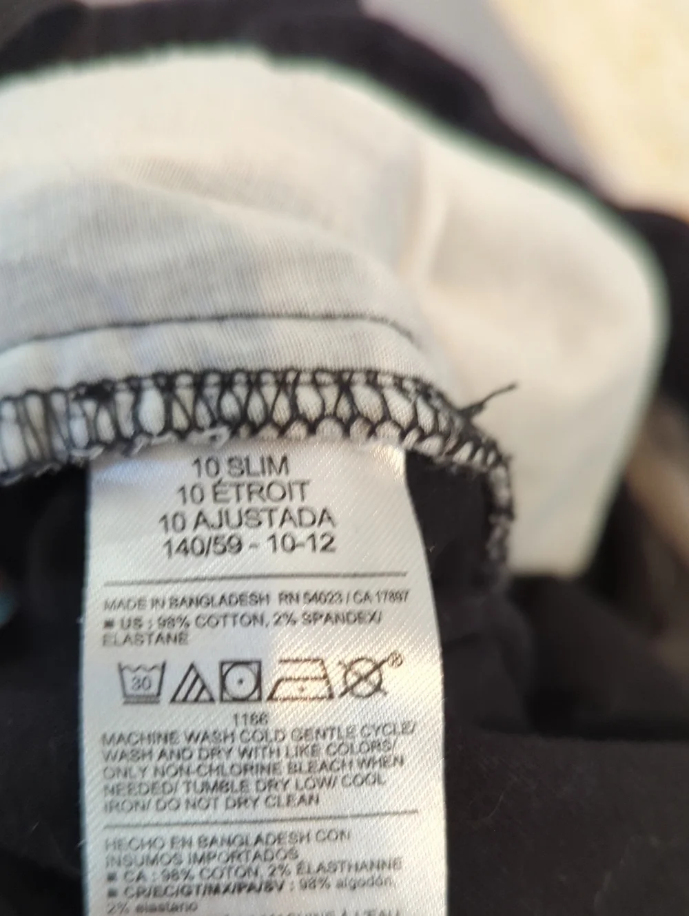 🩶🩳 Boys Old Navy Slim Shorts - Gray and Black 🩳🖤
